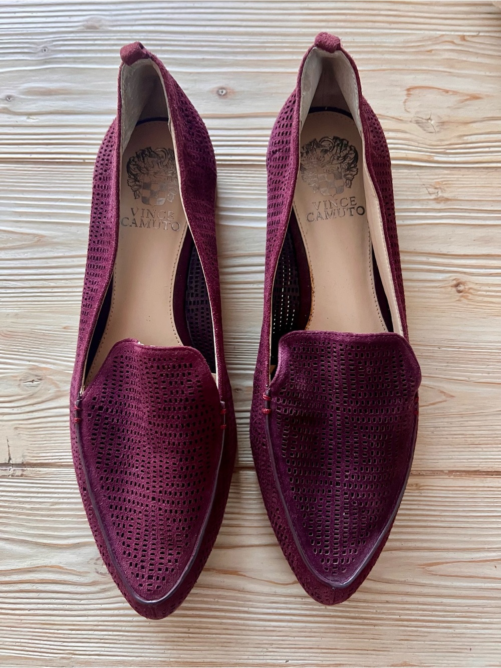 Vince Camuto Burgundy Perforated Pointed Toe Flats Size 9
